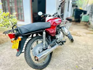 Bajaj Boxer 2009 Motorbike (Used)