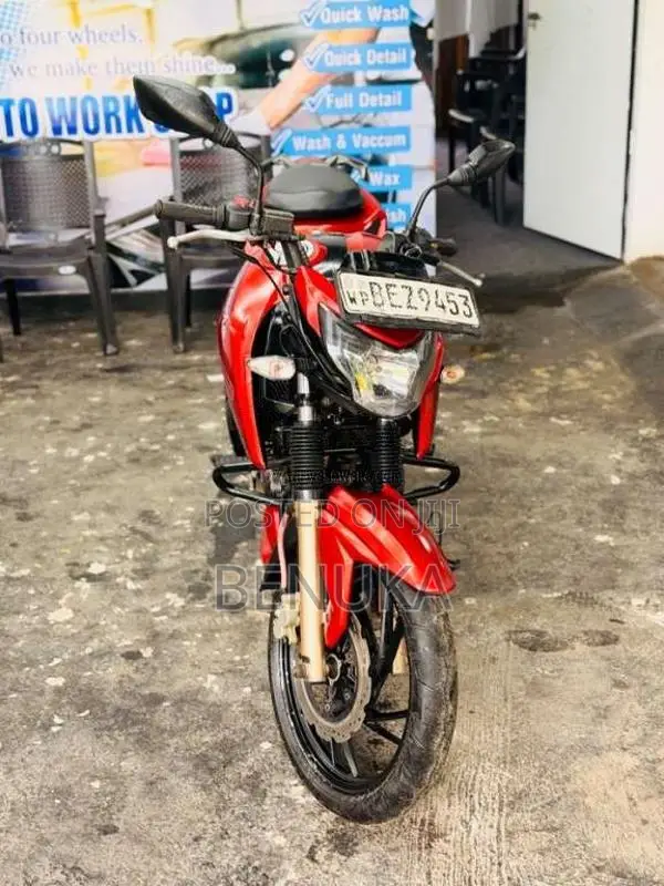 TVS Apache 2017 Motorbike (Used)