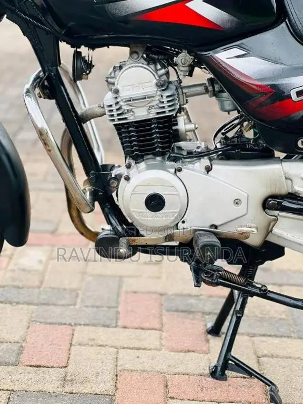 Bajaj CT-100 2013 Motorbike (Used)