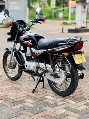 Bajaj CT-100 2013 Motorbike (Used)