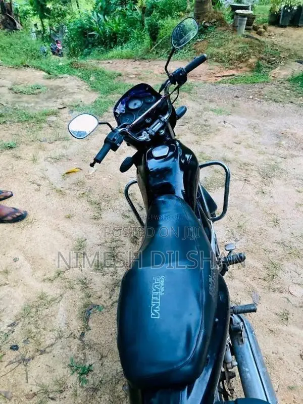 Bajaj Caliber 2004 Motorbike (Used)