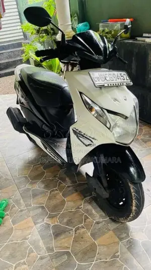 Honda Dio 2016 Motorbike (Used)