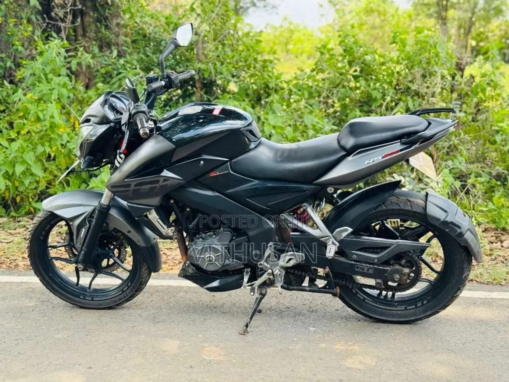 Bajaj Pulsar NS200 2018 Motorbike (Used)
