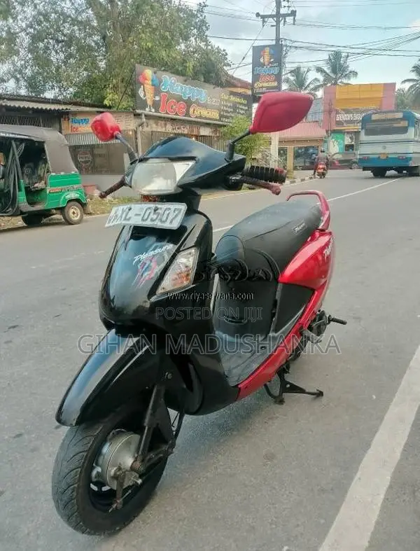 Hero Pleasure 2012 Motorbike (Used)