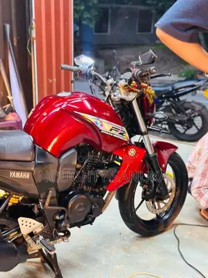 Yamaha FZ 2015 Motorbike (Used)