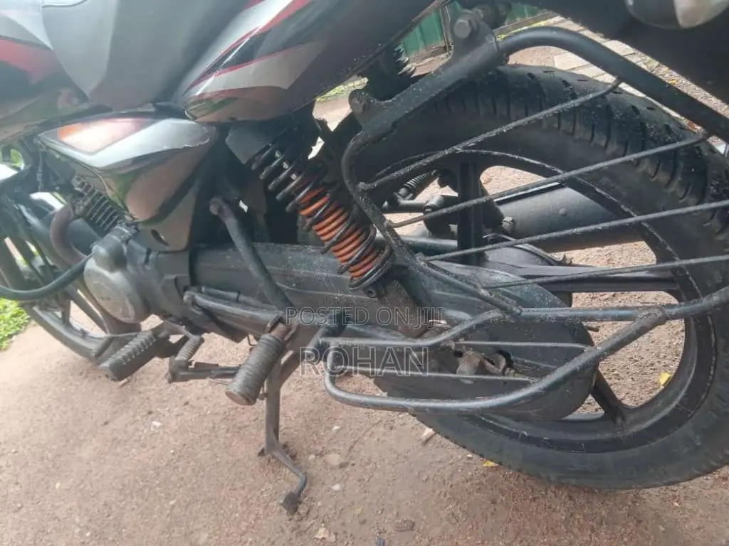 Bajaj Platina 125 2010 Motorbike (Used)