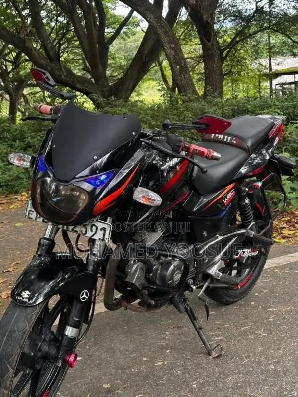 Bajaj Pulsar 180 2015 Motorbike (Used)