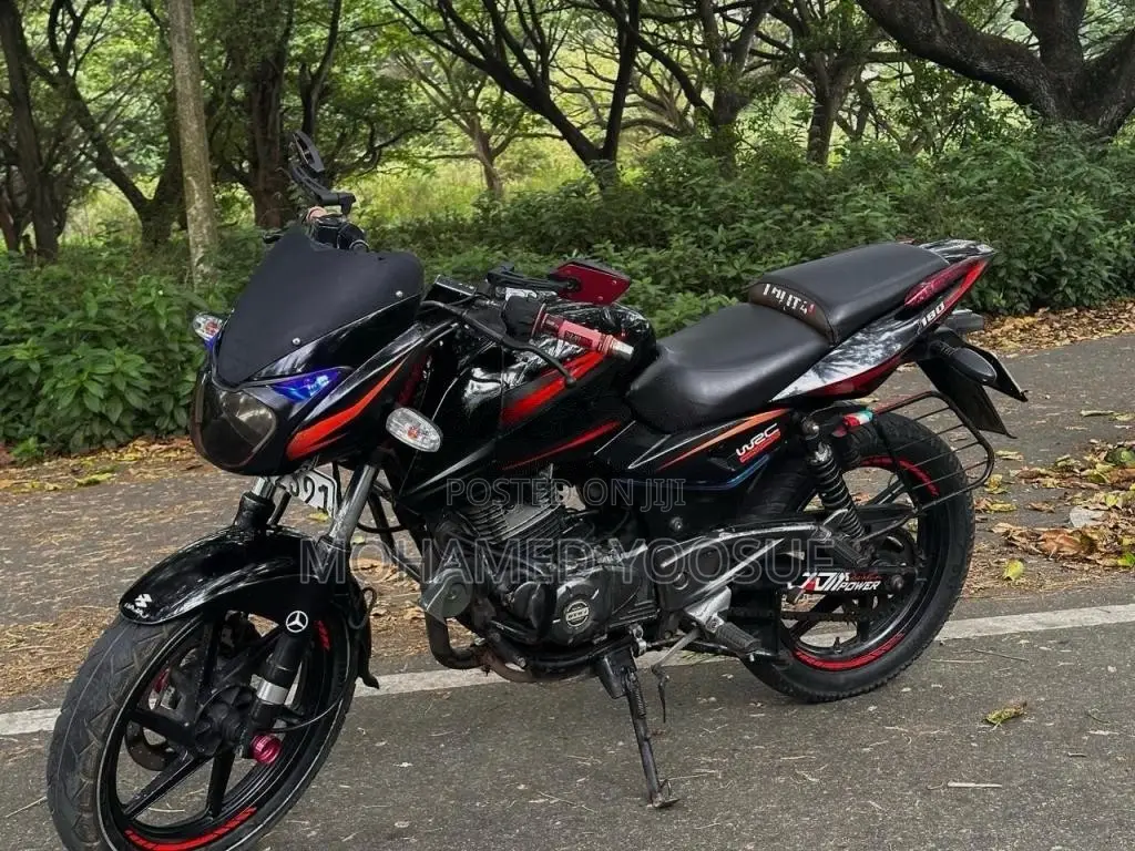 Bajaj Pulsar 180 2015 Motorbike (Used)