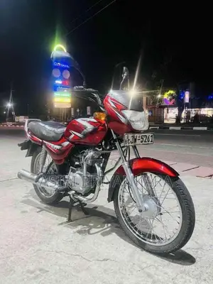 Bajaj CT-100 2004 Motorbike (Used)