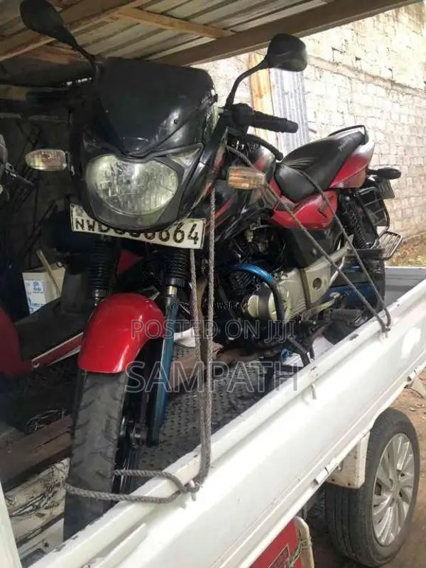 Bajaj Pulsar 2015 Motorbike (Used)