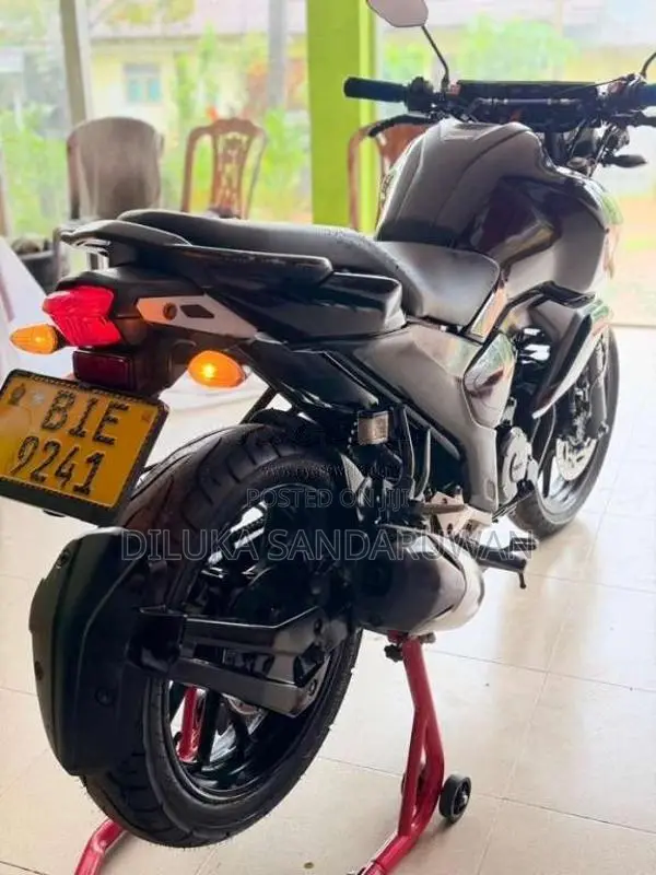 Yamaha FZ 2019 Motorbike (Used)