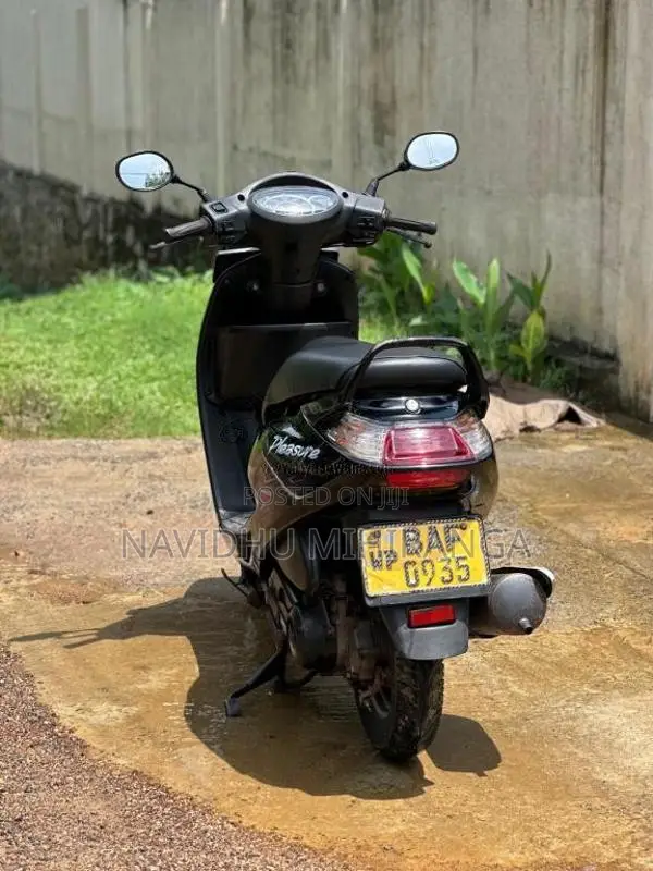 Hero Pleasure 2012 Motorbike (Used)