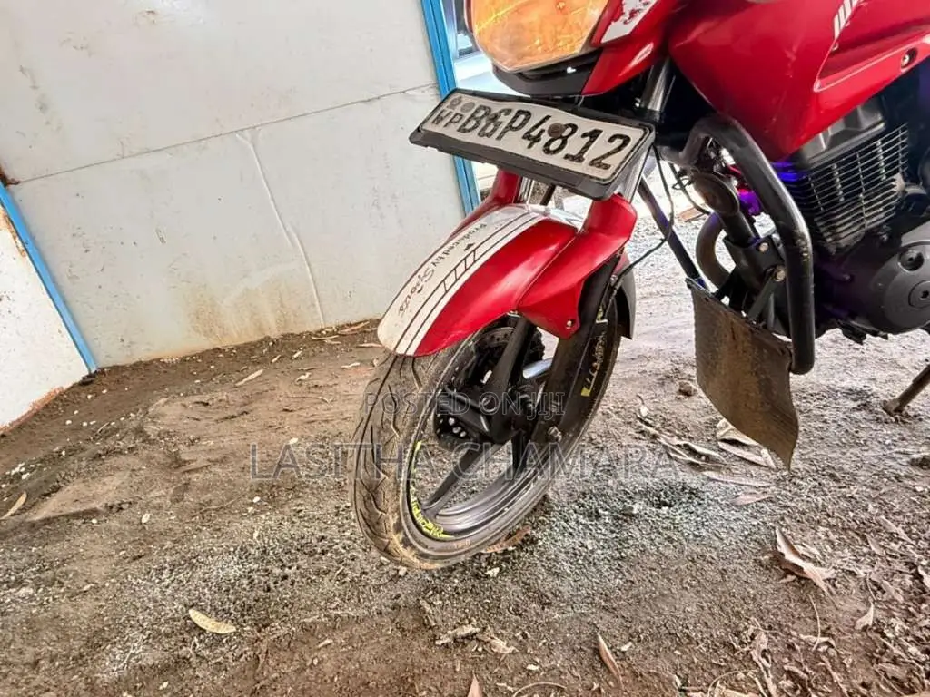 Hero Hunk 2018 Motorbike (Used)