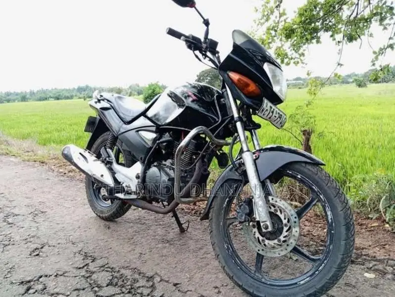 Hero-Honda CBZ 2006 Motorbike (Used)