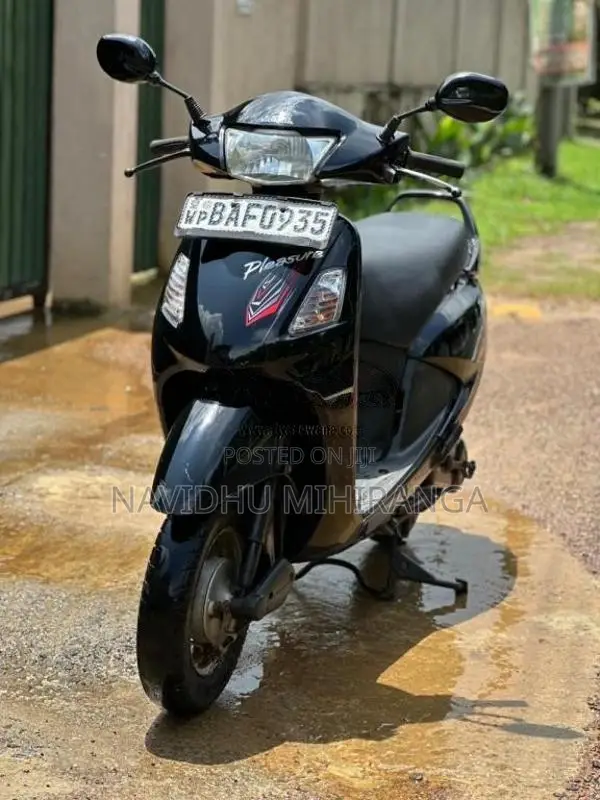 Hero Pleasure 2012 Motorbike (Used)