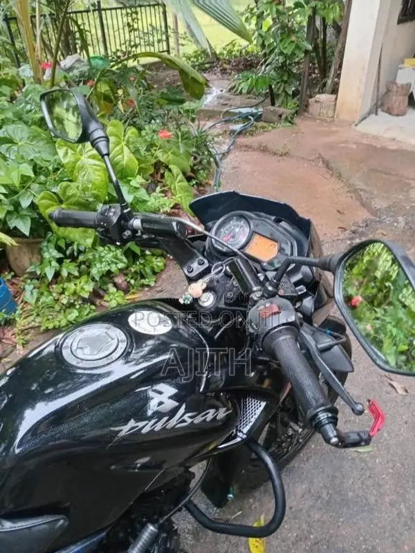 Bajaj Pulsar 135 2010 Motorbike (Used)