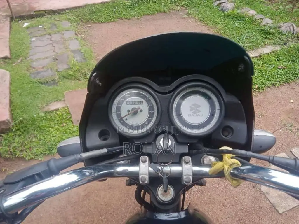 Bajaj Platina 125 2010 Motorbike (Used)