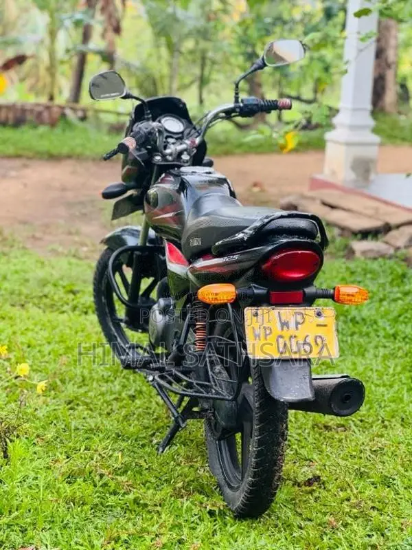 Bajaj Platina 2011 Motorbike (Used)