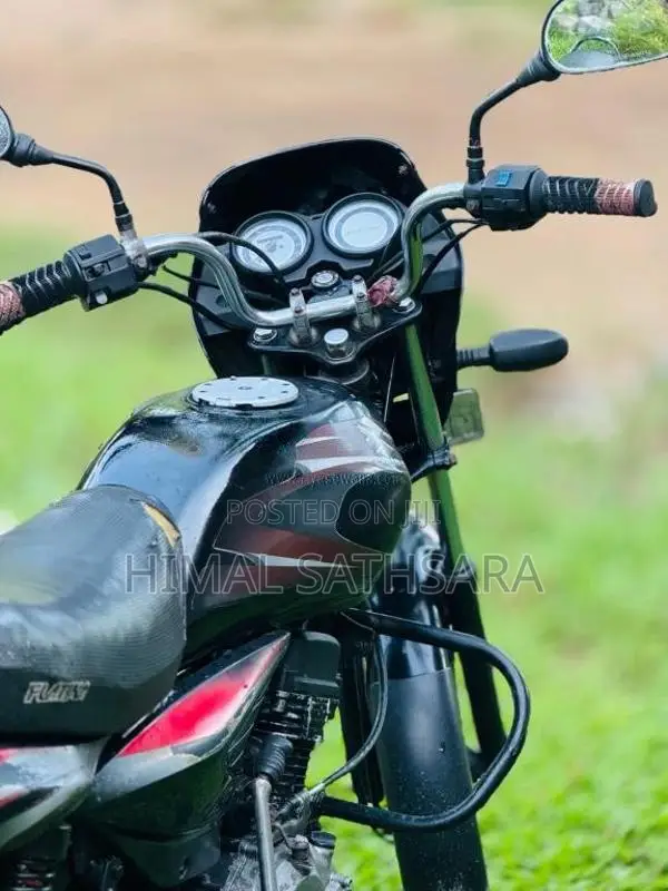 Bajaj Platina 2011 Motorbike (Used)