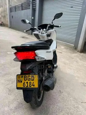 Suzuki Burgman 2018 Motorbike (Used)