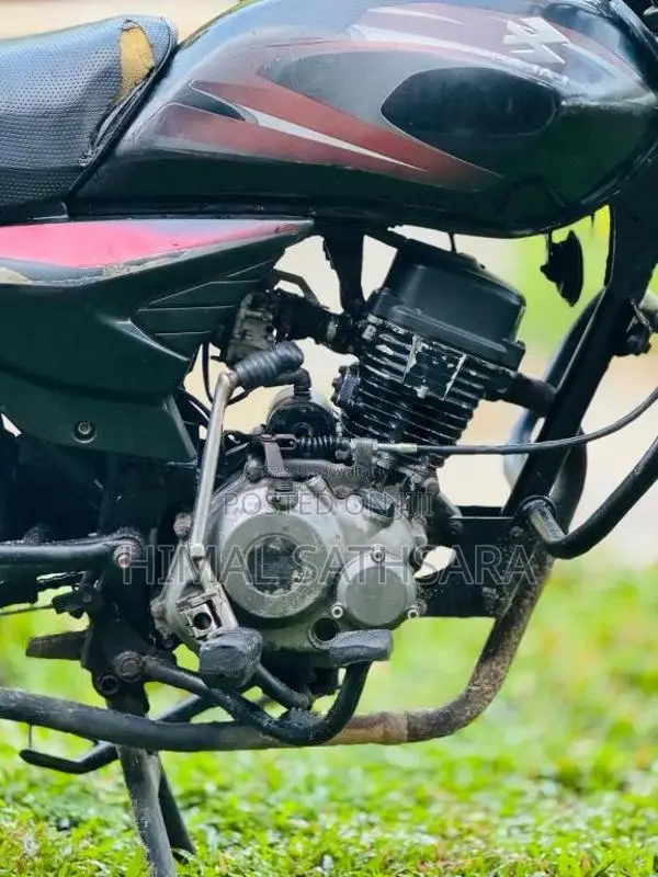 Bajaj Platina 2011 Motorbike (Used)