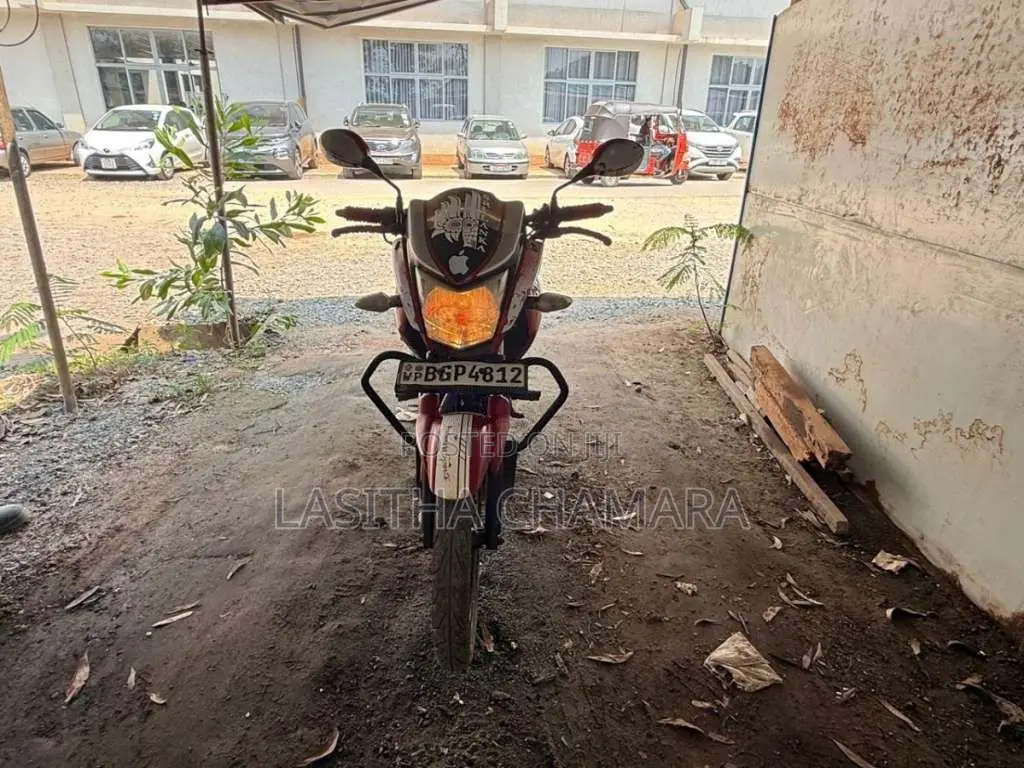 Hero Hunk 2018 Motorbike (Used)