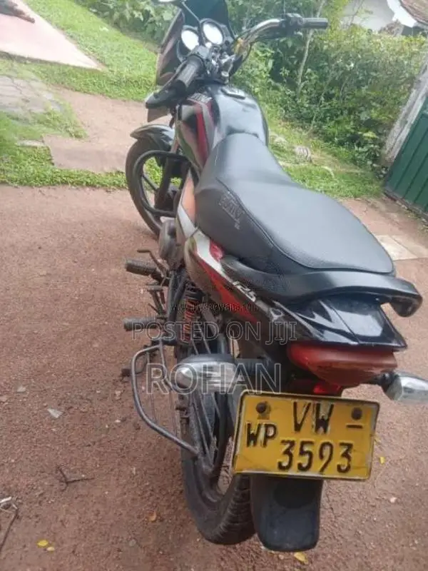 Bajaj Platina 125 2010 Motorbike (Used)