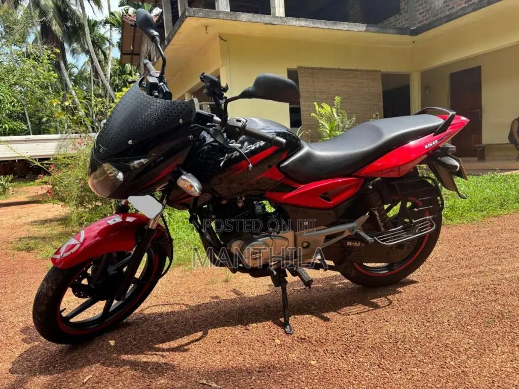 Bajaj Pulsar 2016 Motorbike (Used)