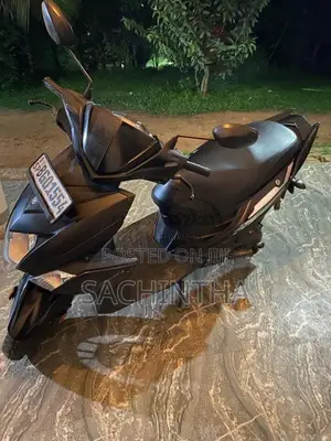 Yamaha Ray X-ray 2018 Motorbike (Used)