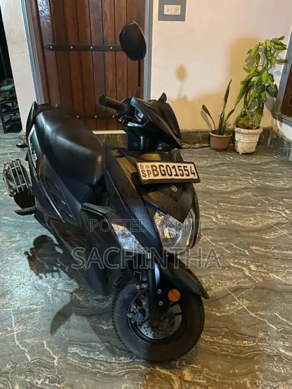 Yamaha Ray X-ray 2018 Motorbike (Used)