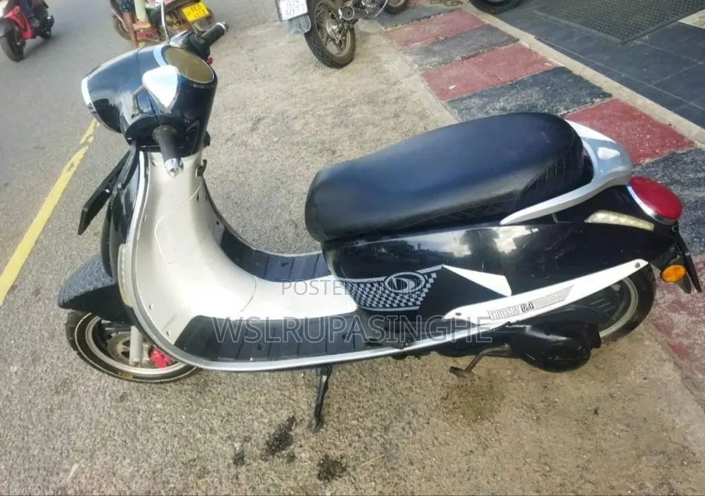 Demak Transtar 2016 Motorbike (Used)