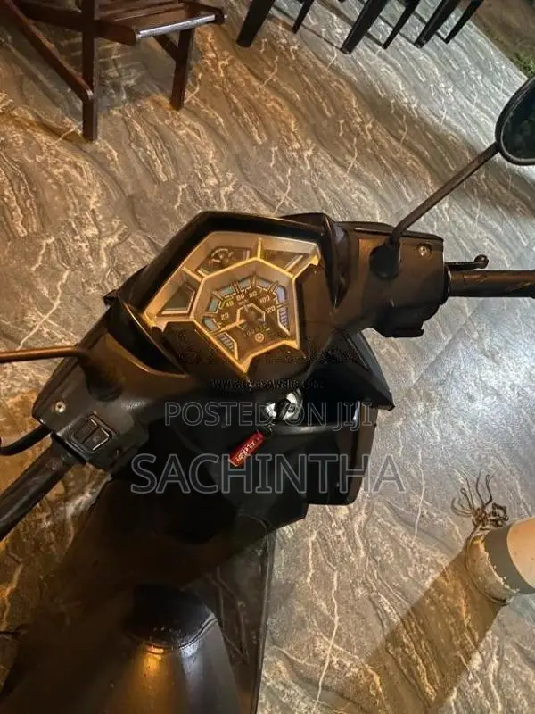 Yamaha Ray X-ray 2018 Motorbike (Used)