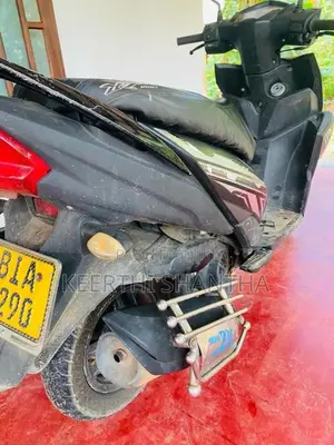 Yamaha ZR 2019 Motorbike (Used)