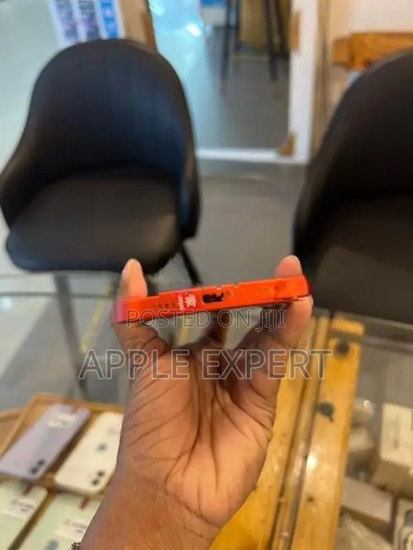 Apple iPhone 12 (Used)