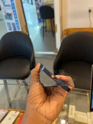 Apple iPhone 12 (Used)