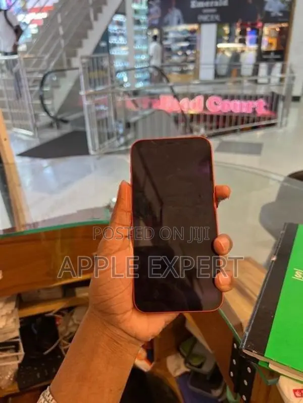 Apple iPhone 12 (Used)
