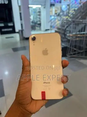 Apple iPhone XR (Used)