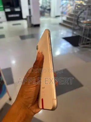 Apple iPhone XR (Used)