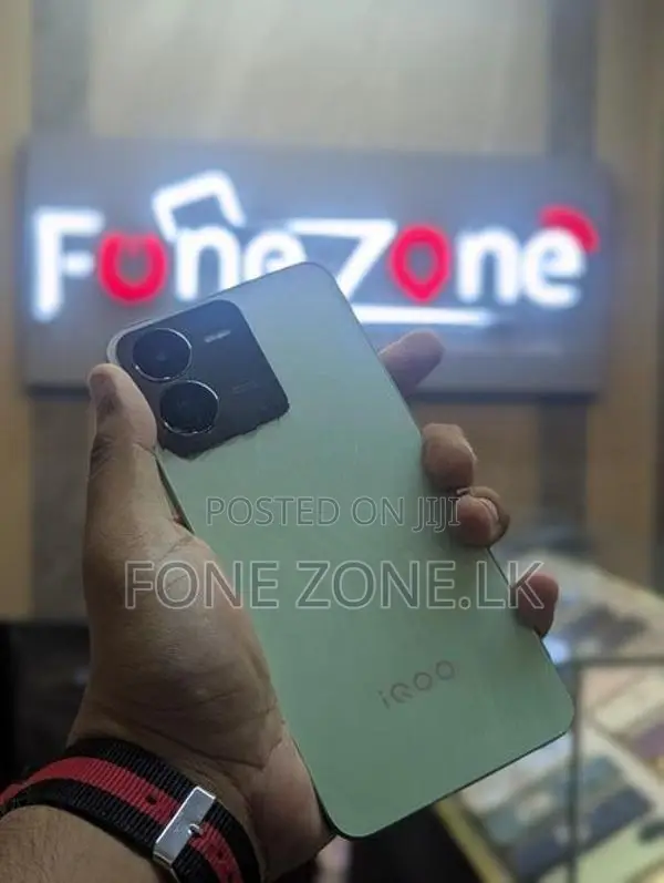 iqoo Z9 5G 8GB 128GB (Used)