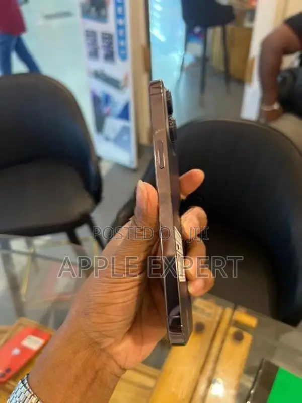 Apple iPhone 14 Pro Max pm (Used)