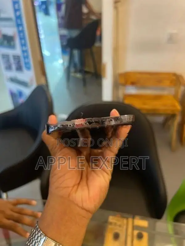 Apple iPhone 14 Pro Max pm (Used)