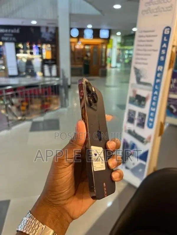 Apple iPhone 14 Pro Max pm (Used)