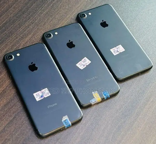 Apple iPhone 7 32GB (Used)