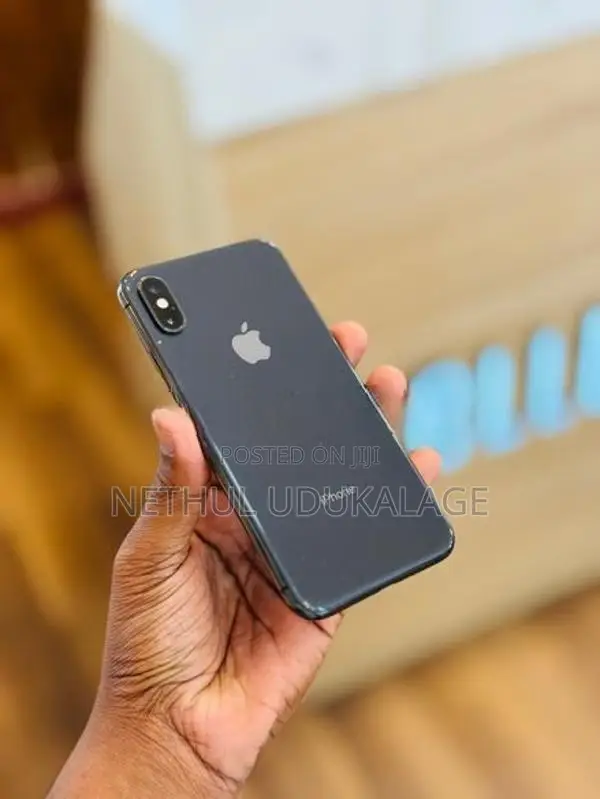 Apple iPhone XS 256GB (Used)