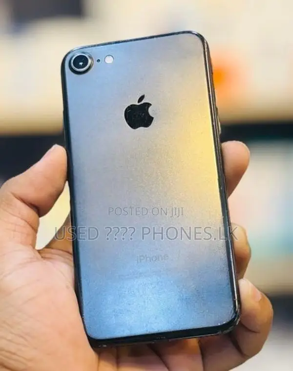 Apple iPhone 7 32GB - Matt Black (Used)