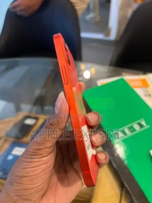 Apple iPhone 12 (Used)