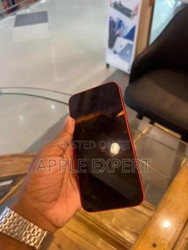 Apple iPhone 12 (Used)