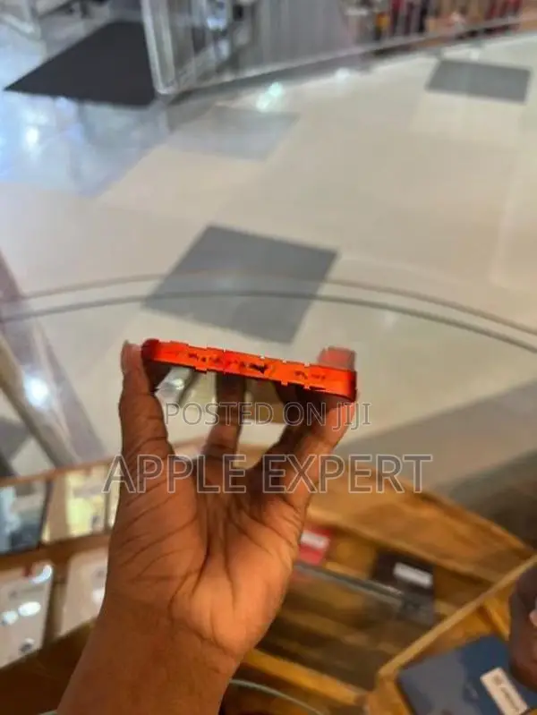 Apple iPhone 12 (Used)
