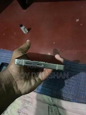 Samsung Galaxy S25 Ultra (Brand New)