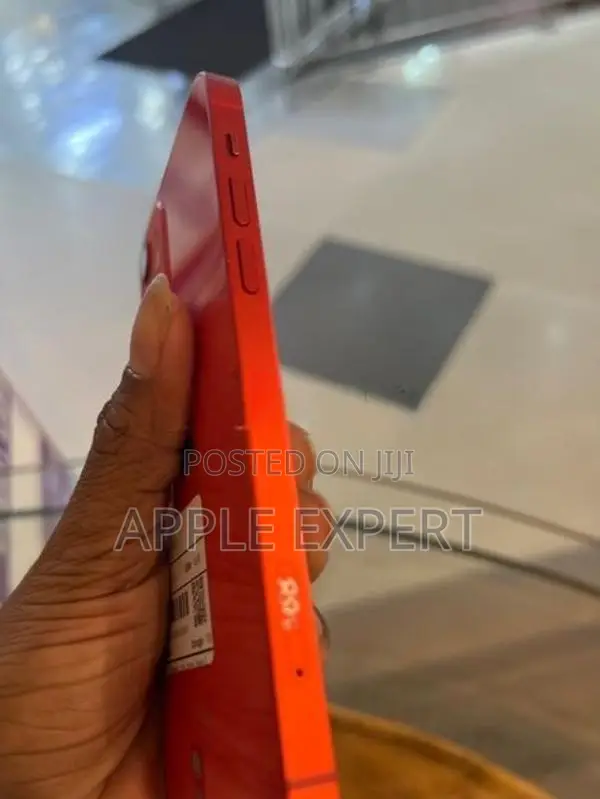Apple iPhone 12 (Used)